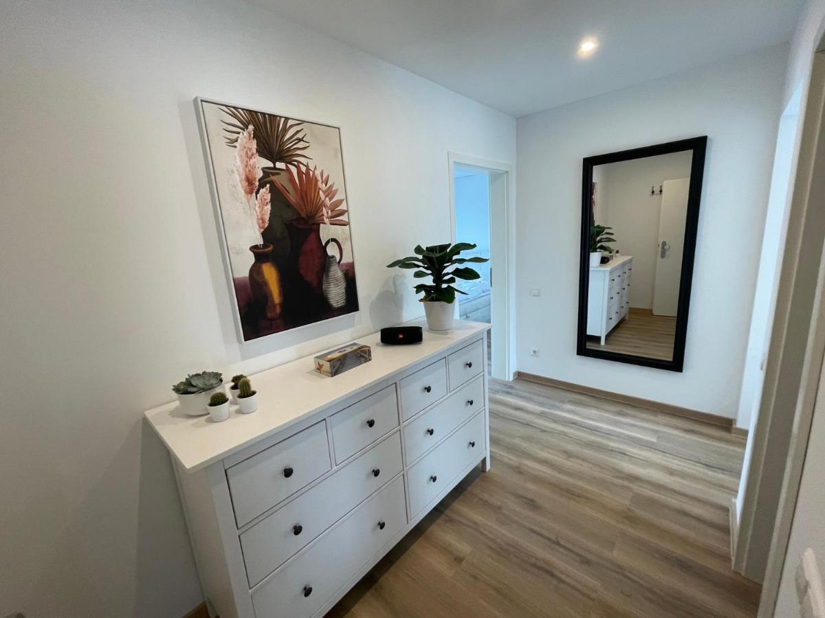Neue Stilvolle 2-Zimmer Wohnung Im Zentrum Von Βόλφσμπουργκ Εξωτερικό φωτογραφία